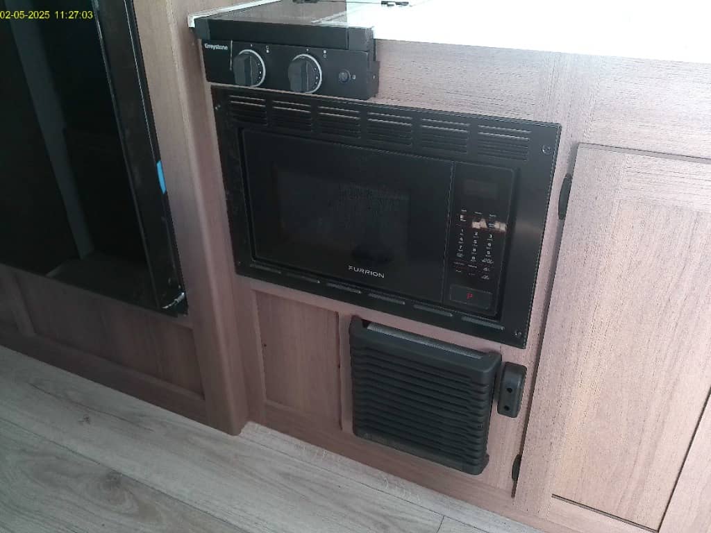 2026 Coachmen 2026 Coachmen Apex Nano - thumbnail 8