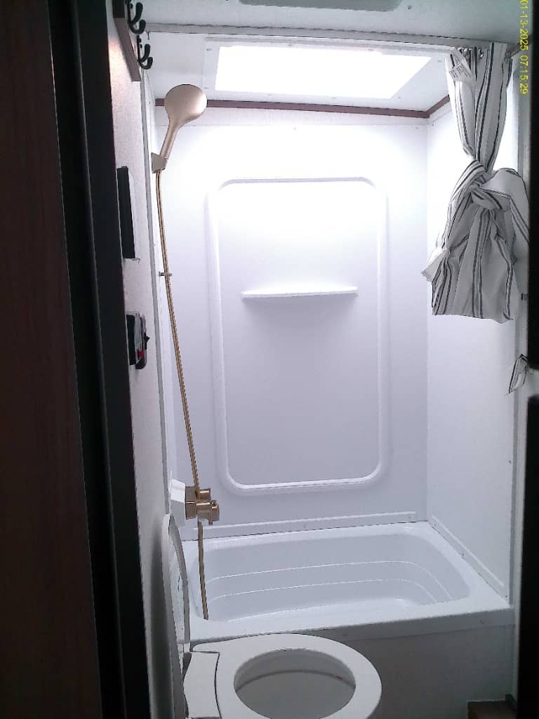 2026 Coachmen 2026 Coachmen Apex Nano - thumbnail 13