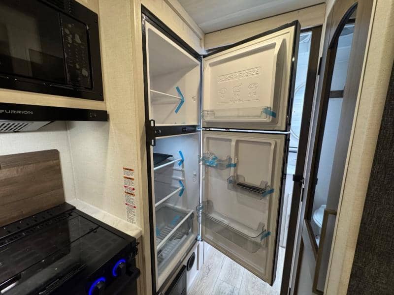 2026 Coachmen 2026 Coachmen Apex Nano - thumbnail 17