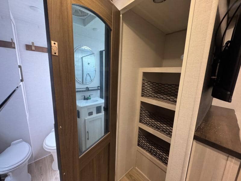 2026 Coachmen 2026 Coachmen Apex Nano - thumbnail 18