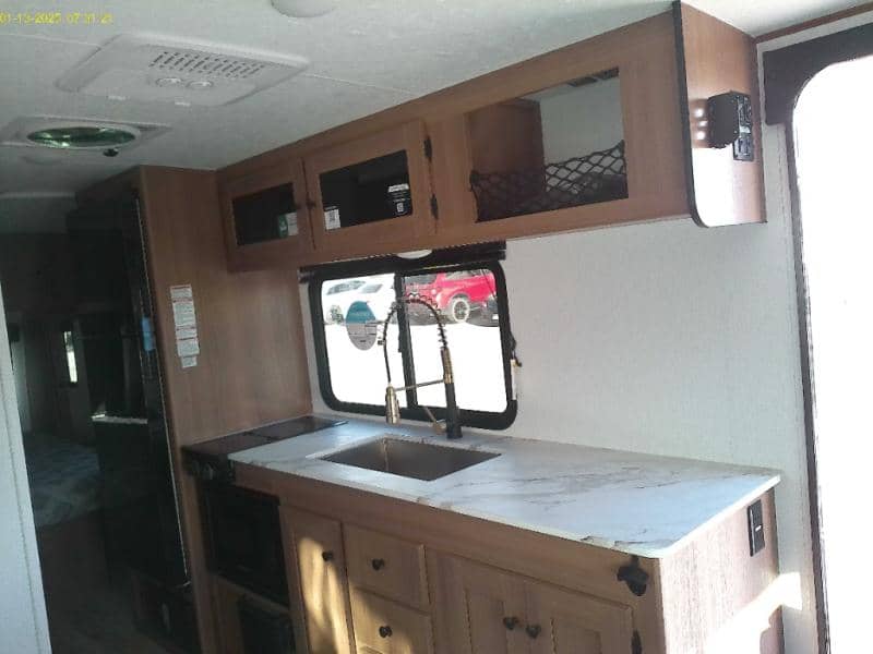 2026 Coachmen 2026 Coachmen Apex Nano - thumbnail 8