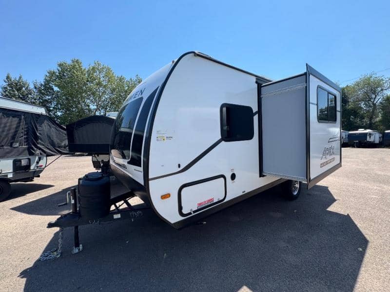 2026 Forest River 2026 Forest River Apex - thumbnail 3