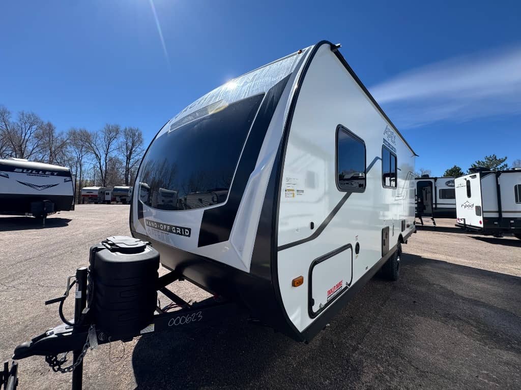 2026 Coachmen 2026 Coachmen Apex Nano - thumbnail 3