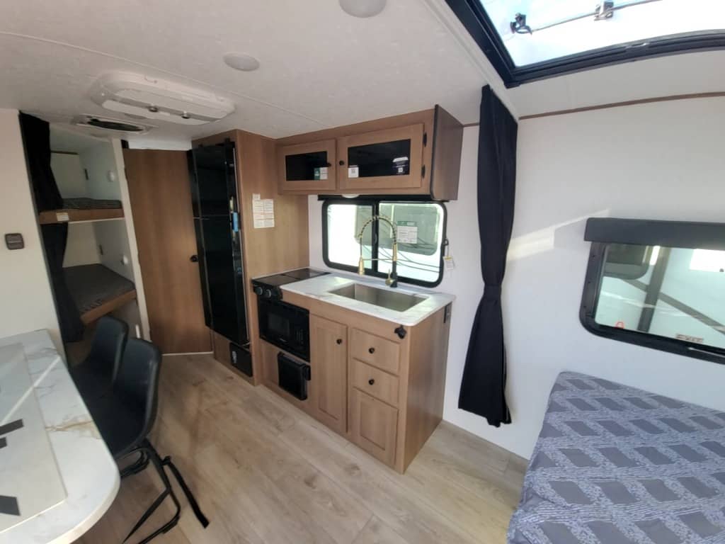 2026 Coachmen 2026 Coachmen Apex Nano - thumbnail 20