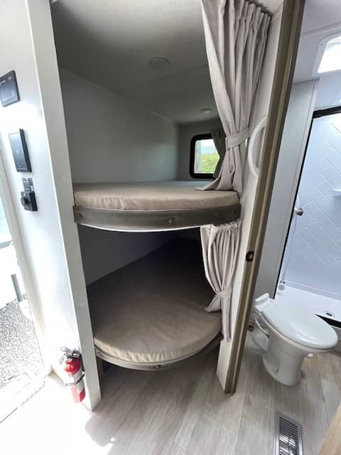 2026 Forest River 2026 Forest River Salem - thumbnail 7