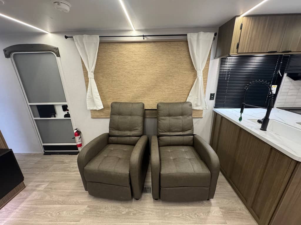 2026 Forest River 2026 Forest River Salem - thumbnail 18