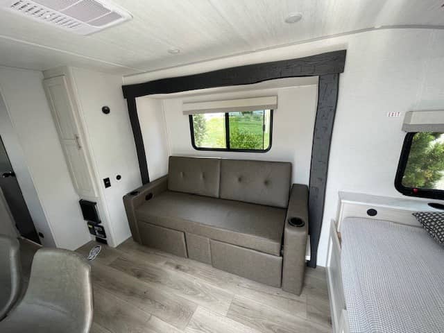 2026 Forest River 2026 Forest River R-Pod - thumbnail 4