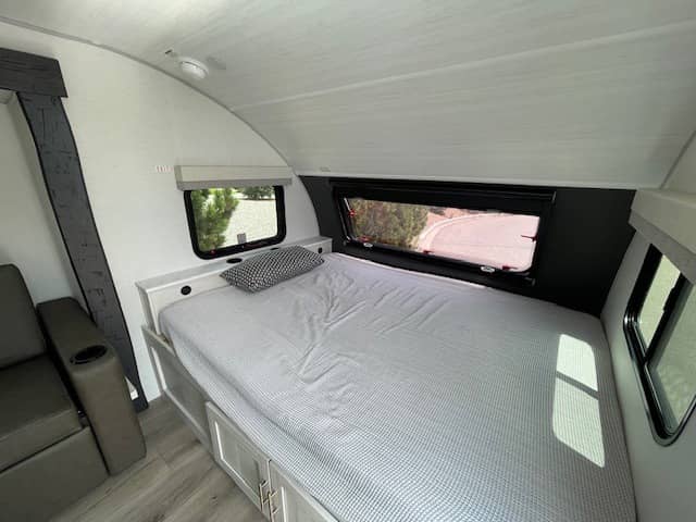 2026 Forest River 2026 Forest River R-Pod - thumbnail 3