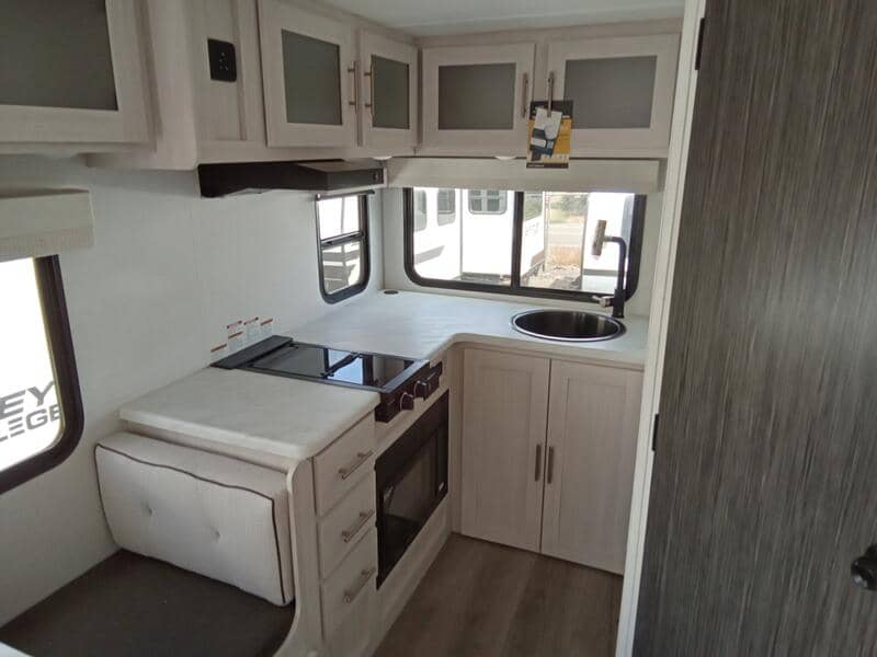 2026 Forest River 2026 Forest River R-Pod - thumbnail 11