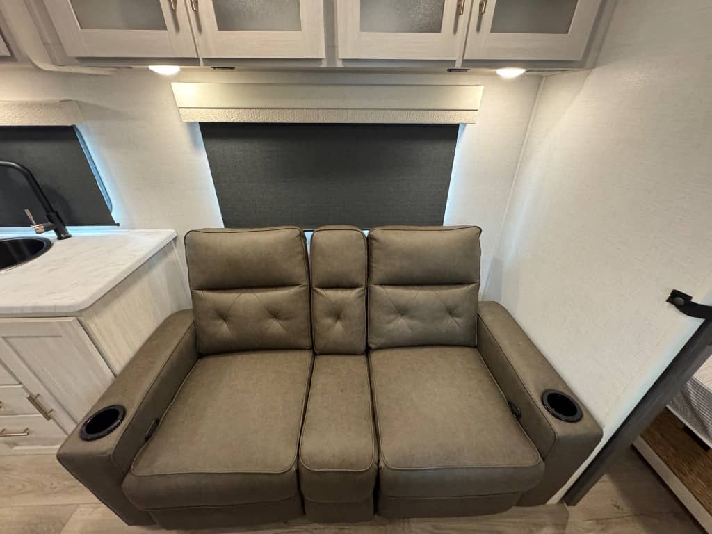 2026 Forest River 2026 Forest River R-Pod - thumbnail 8