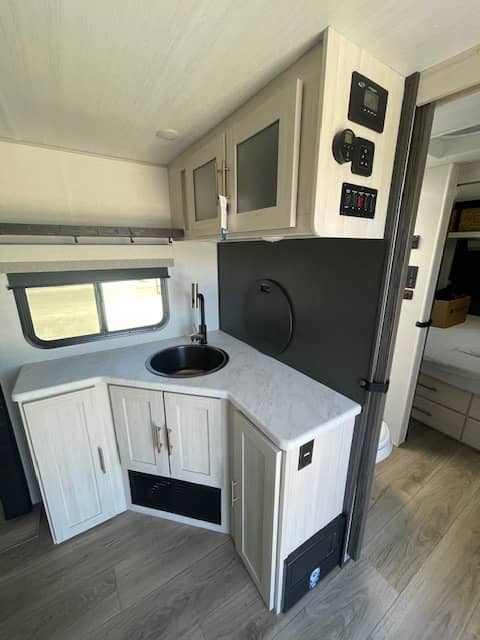 2026 Forest River 2026 Forest River R-Pod Un-Mapped - thumbnail 8