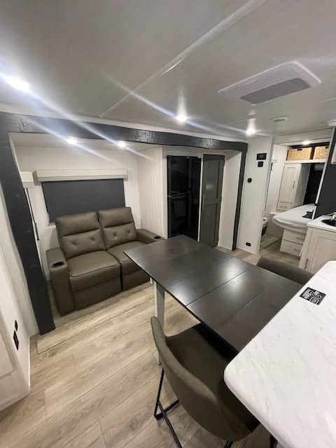 2026 Forest River 2026 Forest River R-Pod Un-Mapped - thumbnail 6