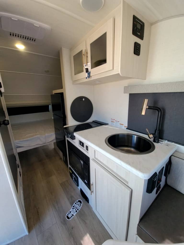 2026 Forest River 2026 Forest River R-Pod - thumbnail 15