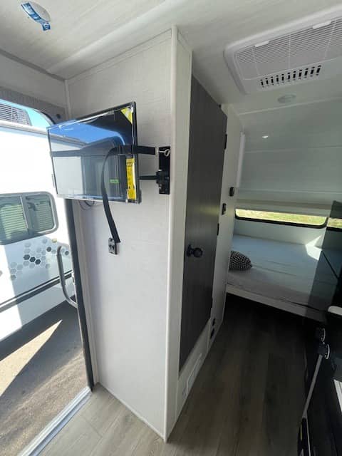 2026 Forest River 2026 Forest River R-Pod - thumbnail 6