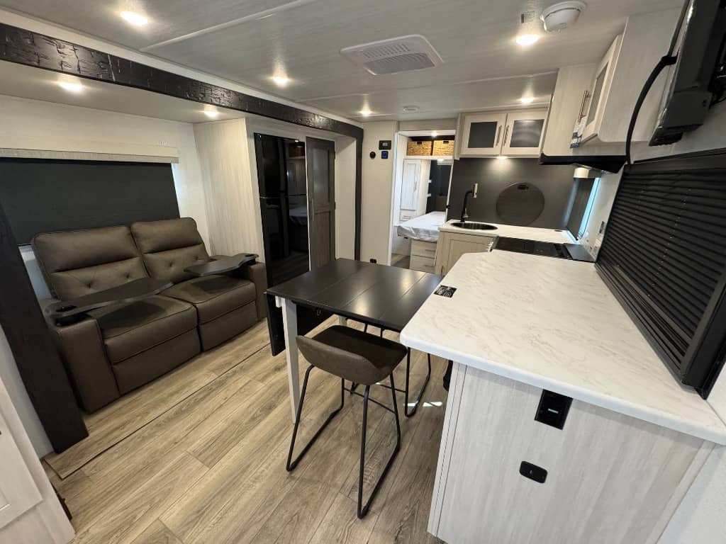 2026 Forest River 2026 Forest River R-Pod Un-Mapped - thumbnail 9