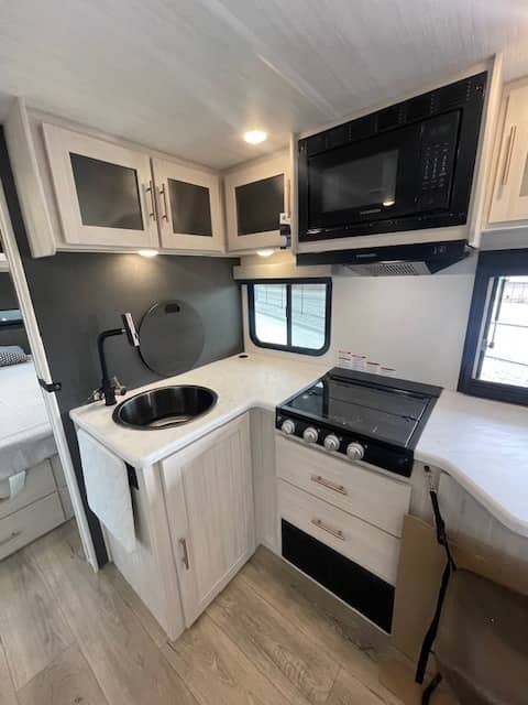 2026 Forest River 2026 Forest River R-Pod Un-Mapped - thumbnail 10