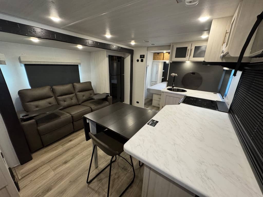 2026 Forest River 2026 Forest River R-Pod Un-Mapped - thumbnail 8