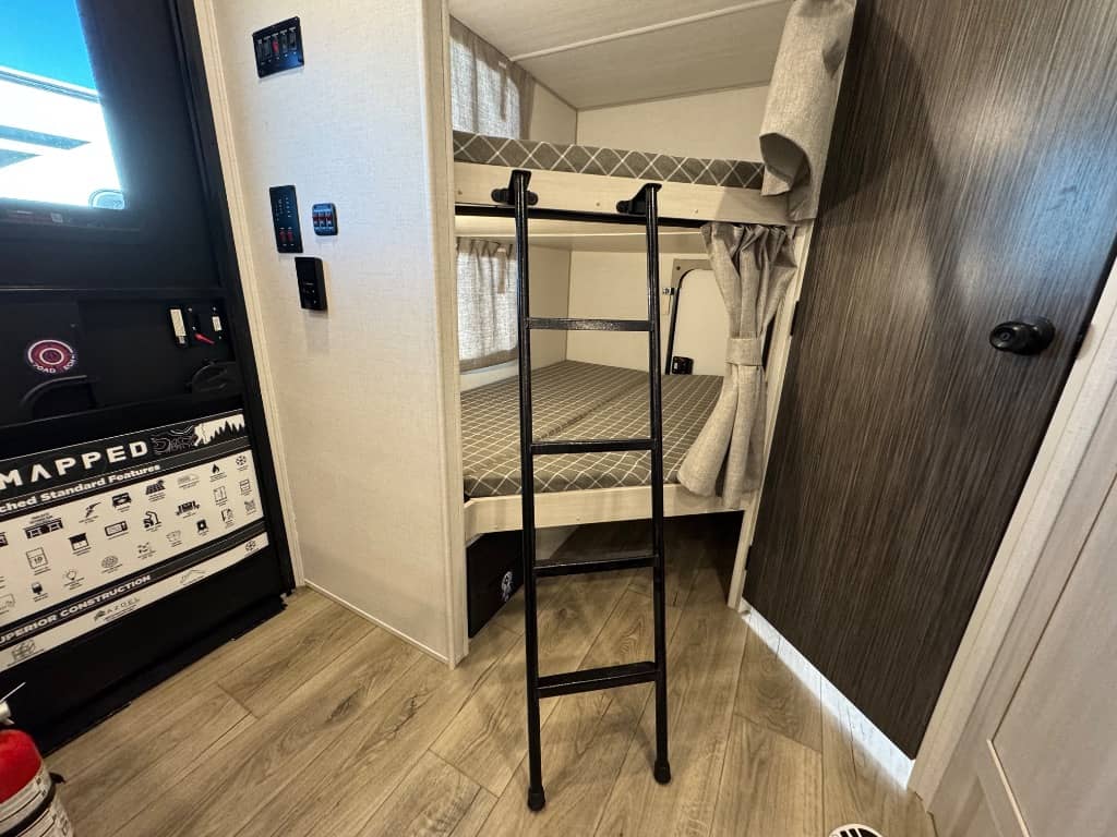 2026 Forest River 2026 Forest River R-Pod Un-Mapped - thumbnail 16