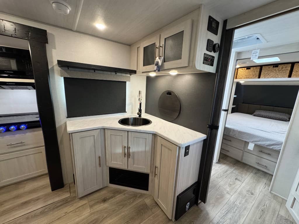 2026 Forest River 2026 Forest River R-Pod - thumbnail 7