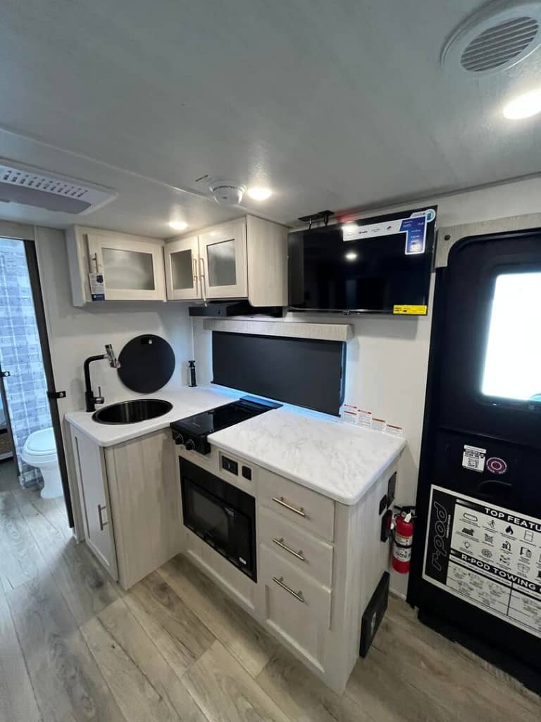 2026 Forest River 2026 Forest River R-Pod - thumbnail 13