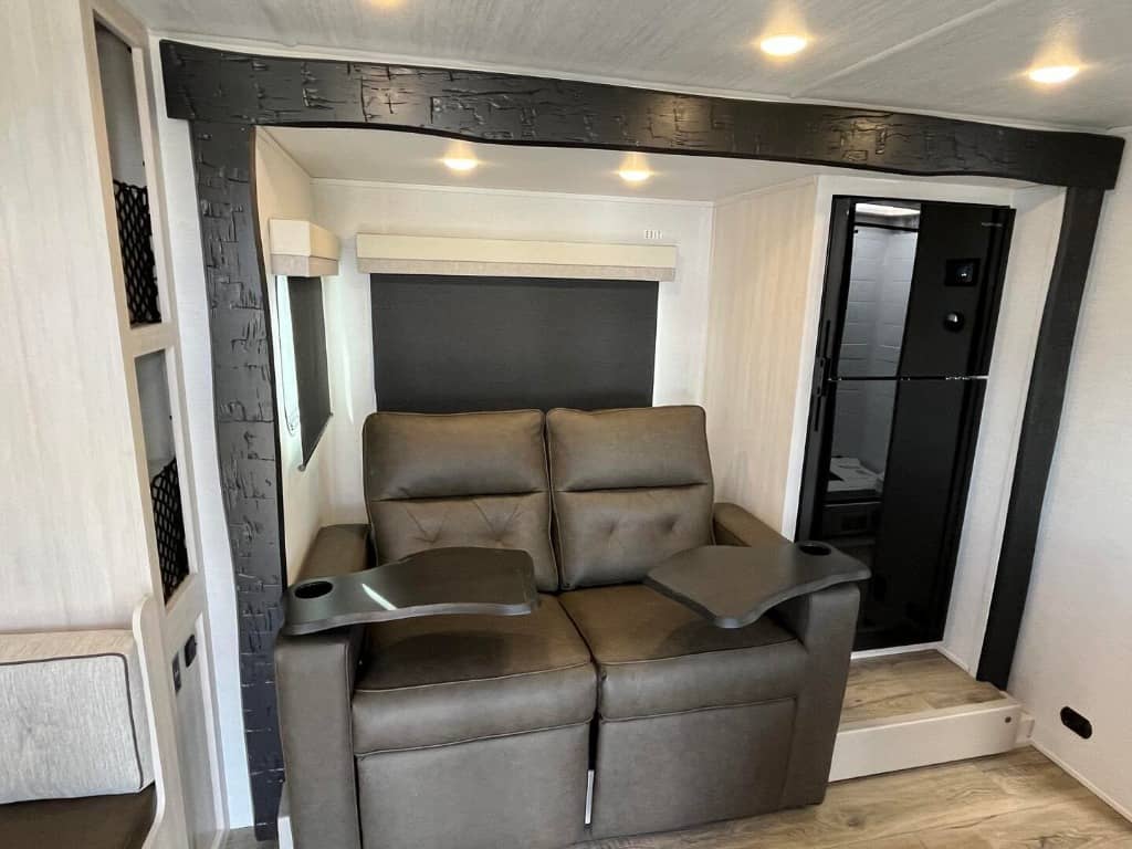 2026 Forest River 2026 Forest River R-Pod - thumbnail 11