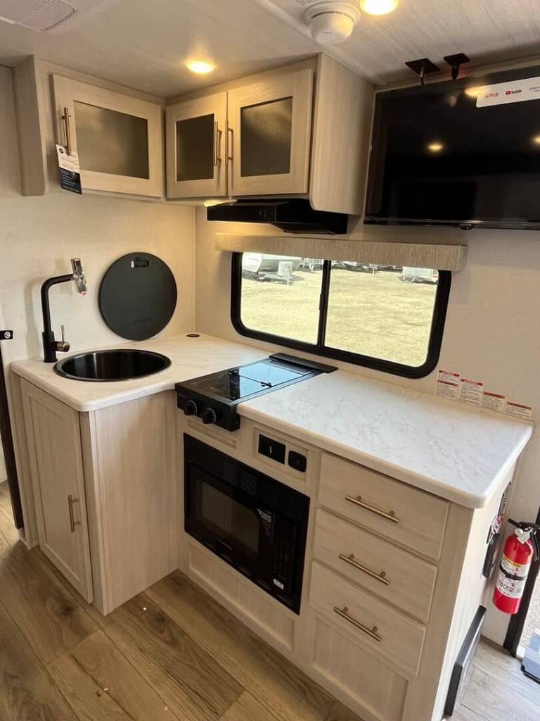 2026 Forest River 2026 Forest River R-Pod - thumbnail 16