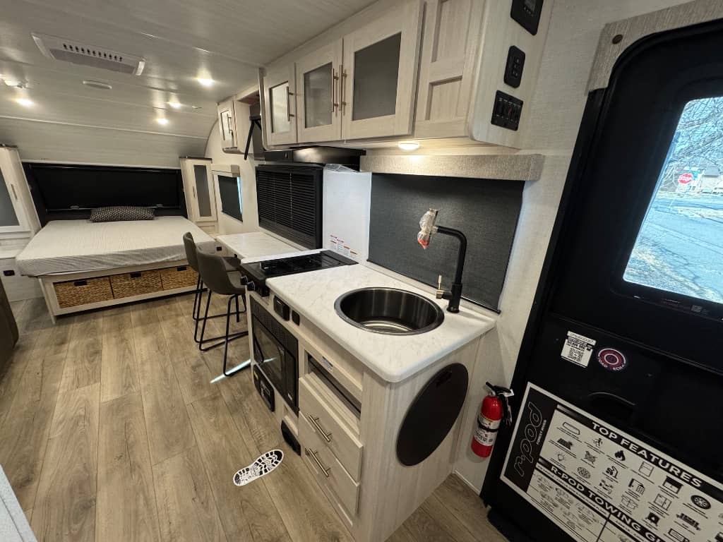 2026 Forest River 2026 Forest River R-Pod - thumbnail 7