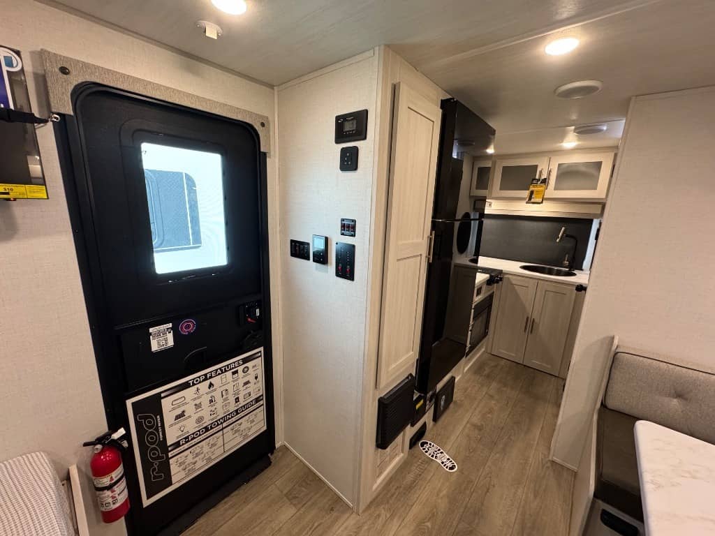 2026 Forest River 2026 Forest River R-Pod - thumbnail 9