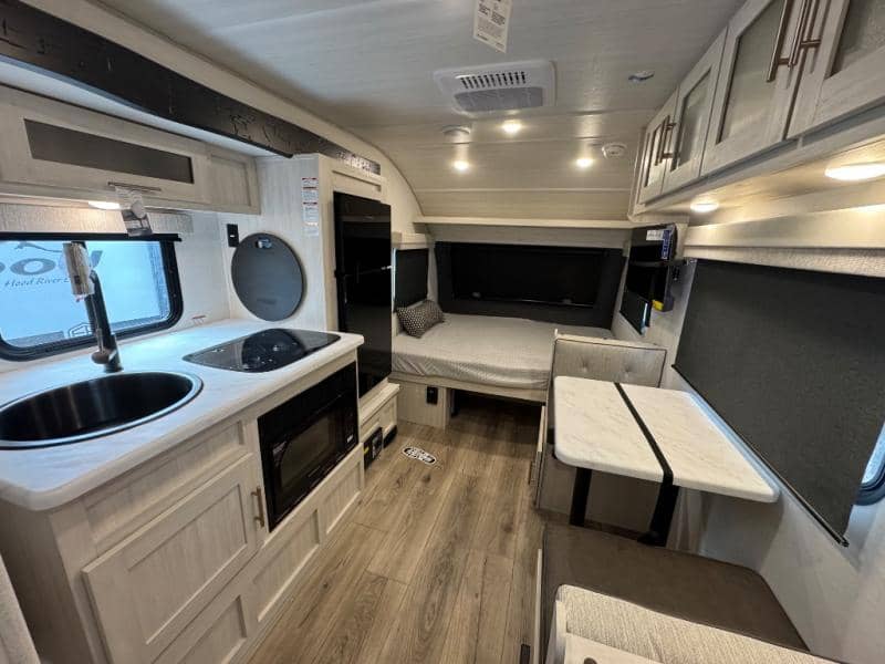 2026 Forest River 2026 Forest River R-Pod - thumbnail 6