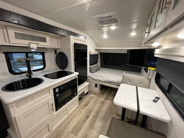 2026 Forest River 2026 Forest River R-Pod - thumbnail 4