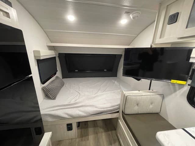 2026 Forest River 2026 Forest River R-Pod - thumbnail 5