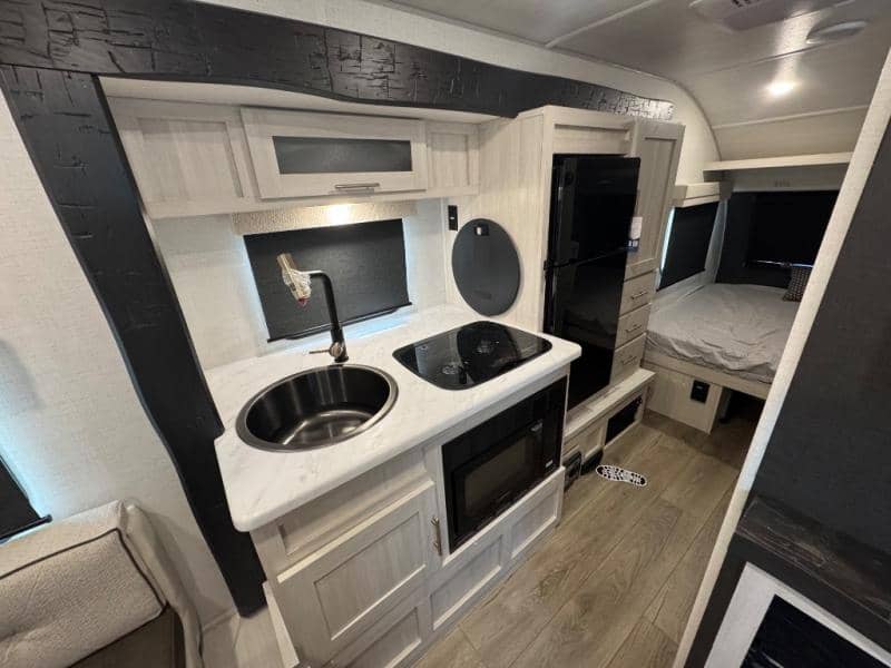 2026 Forest River 2026 Forest River R-Pod - thumbnail 7