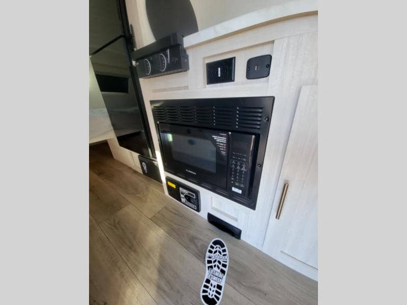 2026 Forest River 2026 Forest River r-pod - thumbnail 10