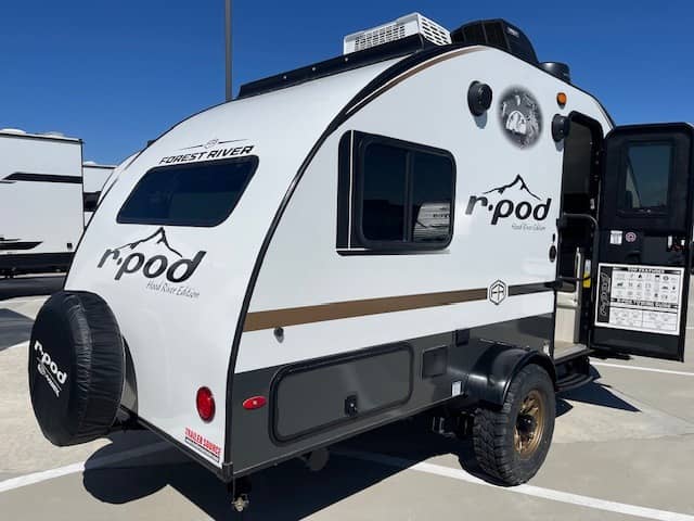 2026 Forest River 2026 Forest River r-pod - thumbnail 4