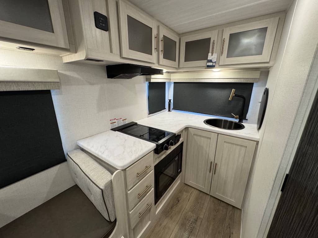 2026 Forest River 2026 Forest River R-Pod - thumbnail 16