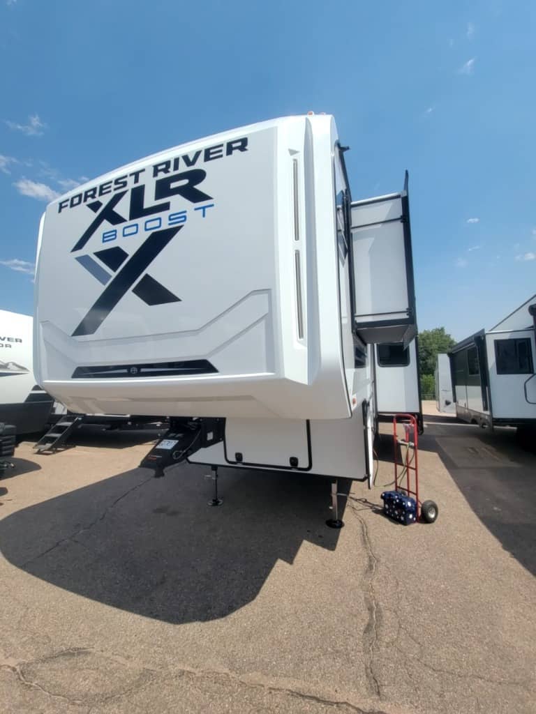 2026 Forest River 2026 Forest River Xlr Boost X Toy Hauler - thumbnail 4