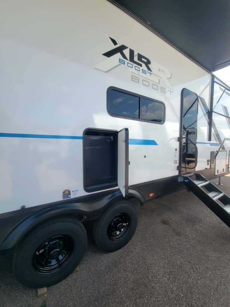 2026 Forest River 2026 Forest River Xlr Boost X Toy Hauler - thumbnail 13
