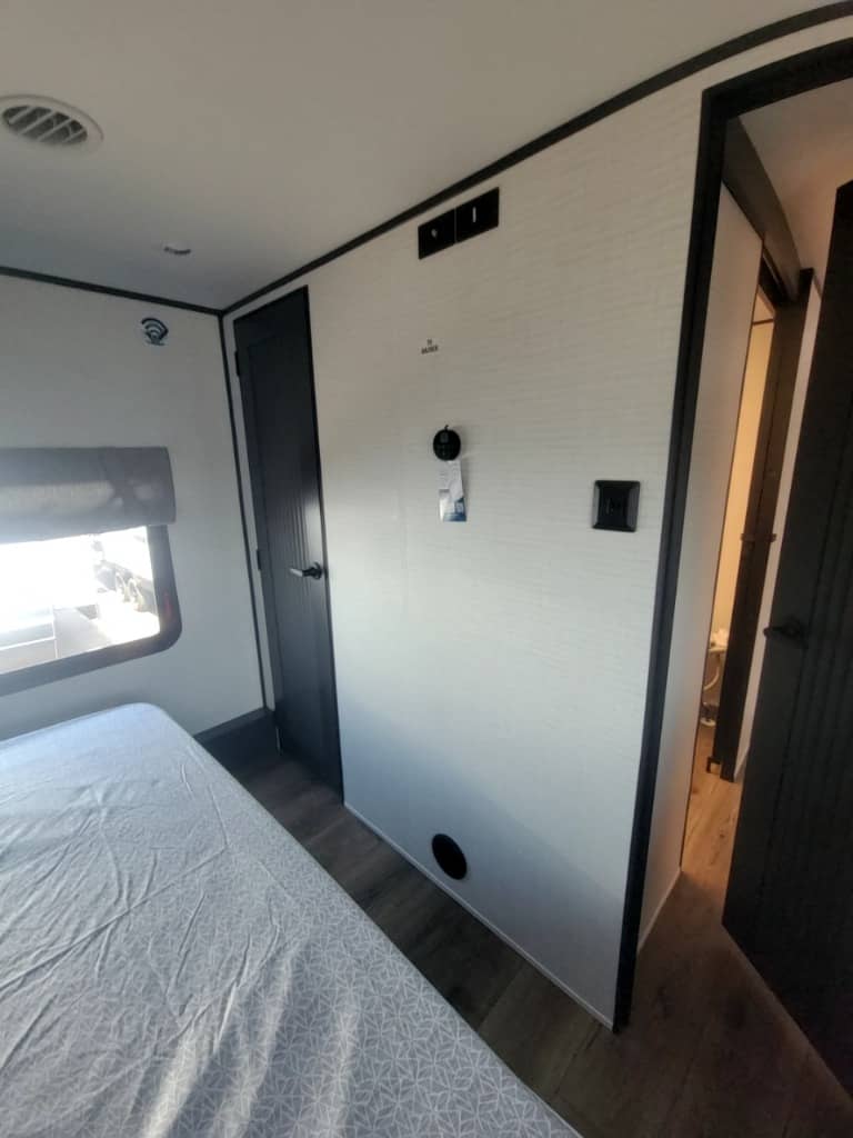 2026 Forest River 2026 Forest River Xlr Boost X Toy Hauler - thumbnail 34