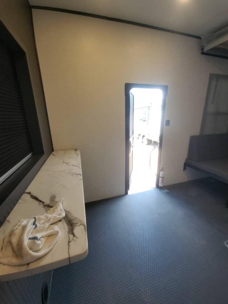 2026 Forest River 2026 Forest River Xlr Boost X Toy Hauler - thumbnail 37