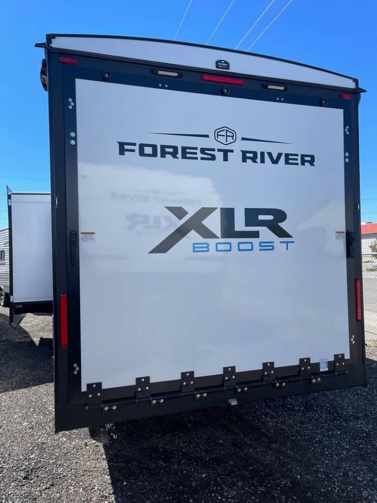2026 Forest River 2026 Forest River Xlr Boost X Toy Hauler - thumbnail 4