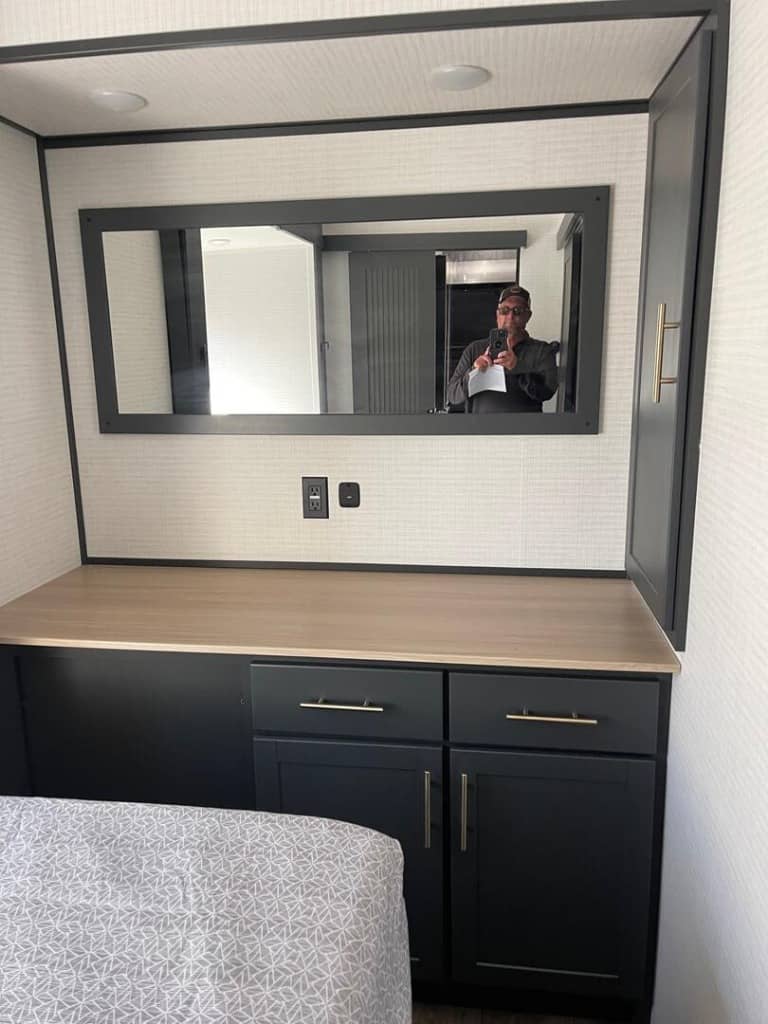 2026 Forest River 2026 Forest River Xlr Boost X Toy Hauler - thumbnail 15