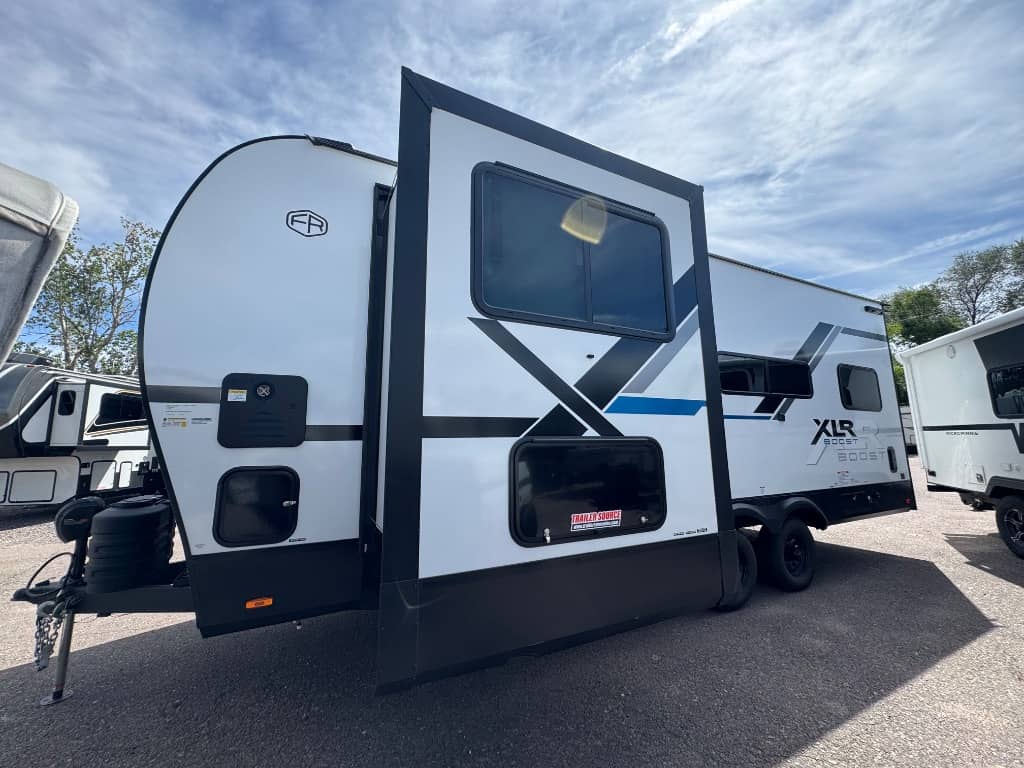 2026 Forest River 2026 Forest River Xlr Boost X Toy Hauler - thumbnail 3