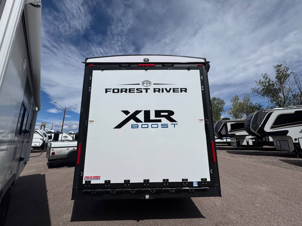 2026 Forest River 2026 Forest River Xlr Boost X Toy Hauler - thumbnail 4