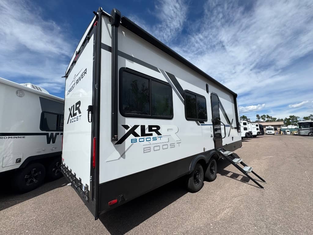 2026 Forest River 2026 Forest River Xlr Boost X Toy Hauler - thumbnail 5