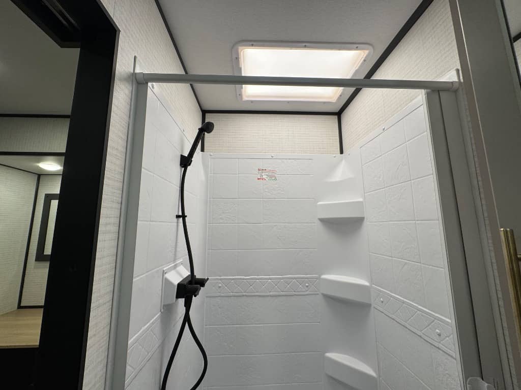 2026 Forest River 2026 Forest River Xlr Boost X Toy Hauler - thumbnail 24