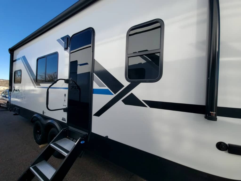 2026 Forest River 2026 Forest River Xlr Boost Toy Hauler - thumbnail 4