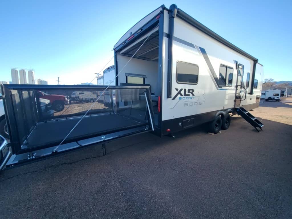 2026 Forest River 2026 Forest River Xlr Boost Toy Hauler - thumbnail 11