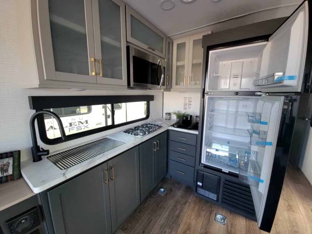 2026 Forest River 2026 Forest River Xlr Boost Toy Hauler - thumbnail 20