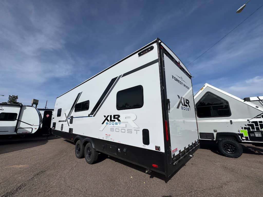 2026 Forest River 2026 Forest River Xlr Boost Toy Hauler - thumbnail 4