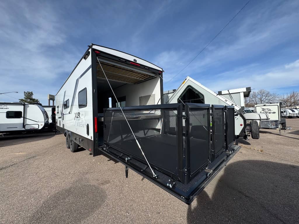 2026 Forest River 2026 Forest River Xlr Boost Toy Hauler - thumbnail 6